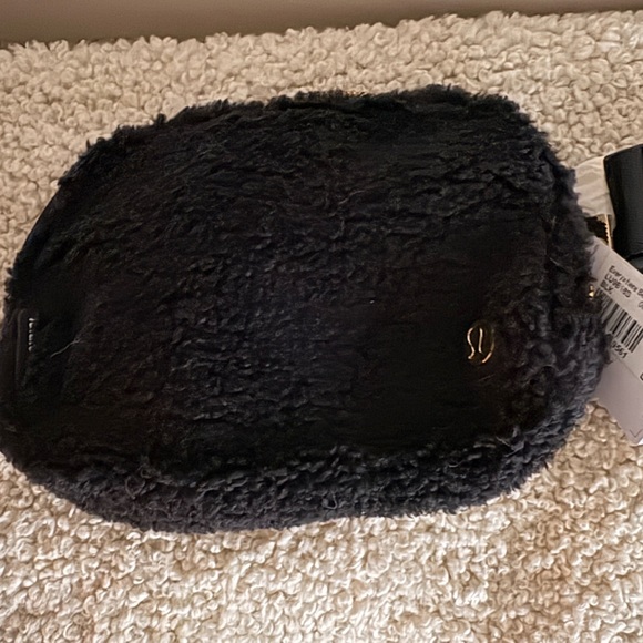 lululemon athletica Black Shearling Crossbody Bag - Picture 6 of 6